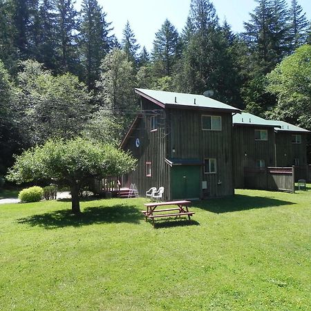 Forest Echoes Cabins Cultus Lake Exterior foto